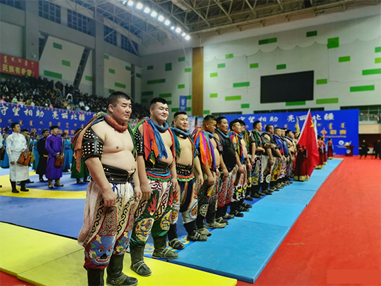 2019“达尔汗杯”国际搏克争霸在呼和浩特开赛