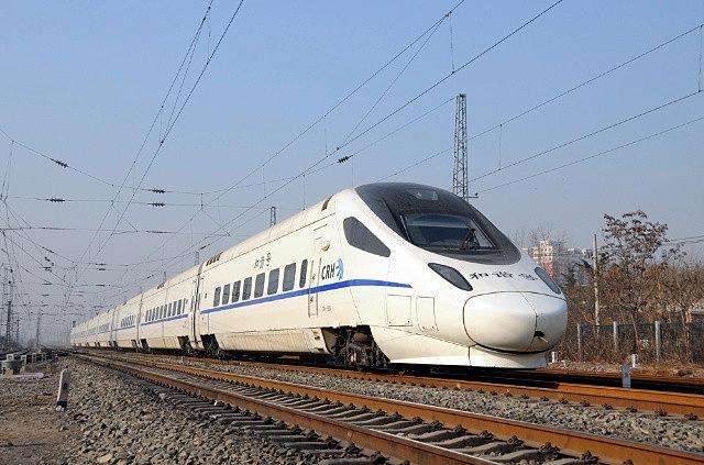 高铁来了，草原明珠迎来机遇与挑战！