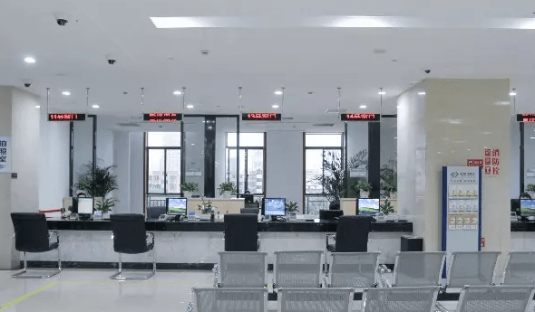 青城市民卡服务大厅开始营业