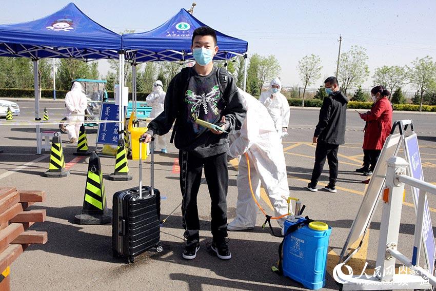 内蒙古师范大学迎来返校日