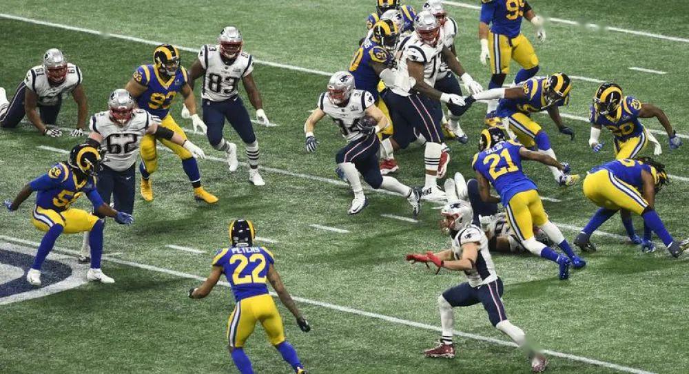 疫情留创伤，体育可“疗伤”