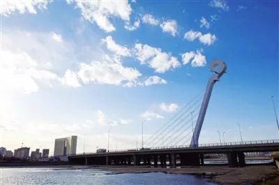 6月1日起敕勒川大桥景观维修养护期间实行交通管理