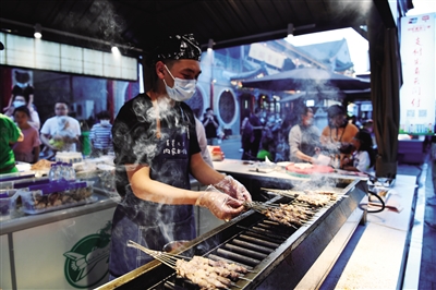 ​青城草原音乐美食季启幕