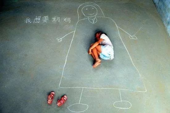 用心守护孤弃儿童