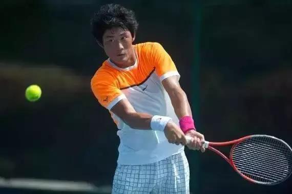 中巡赛：男单“一哥”张之臻“爆冷”止步八强