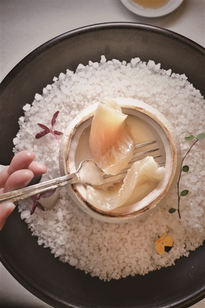 和暖冬的距离 只差一碗鸡汤