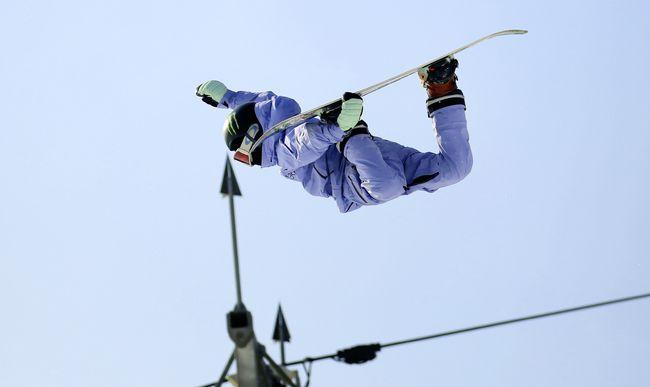 积极备战，中国冬奥军团为参赛精彩而冲刺