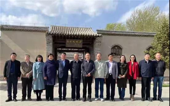 牢记理想信念 传承红色基因