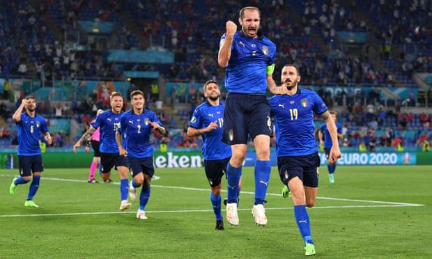 意大利队完胜瑞士队提前小组出线