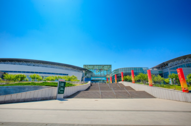 内蒙古体育馆重阳节向老年人免费开放