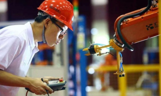 包头市 3235万元专项资金 扶持中等职业教育