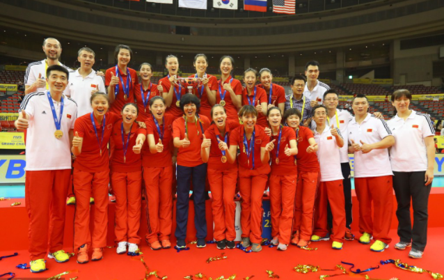 中国女排在日本大阪首夺世界冠军40周年纪念活动举行