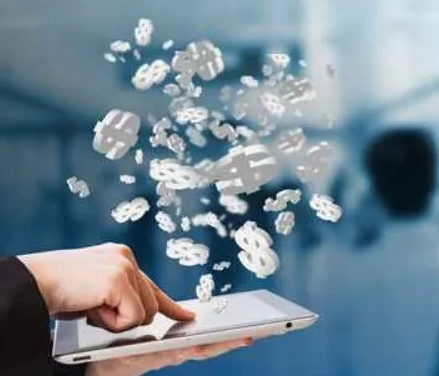 抢抓新机遇 干出新作为 为服务业高质量发展赋能——“1+7+2”政策“组合拳”引发热烈反响