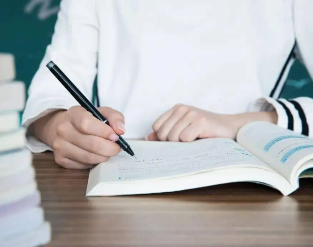 内蒙古加强义务教育阶段学科作业管理