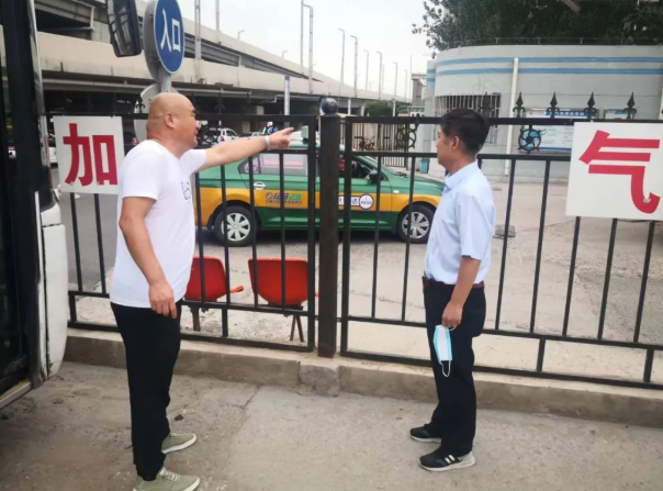 领导调研指导 赋能公交发展