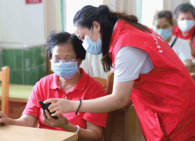 内蒙古启动2022年数字助老志愿服务活动