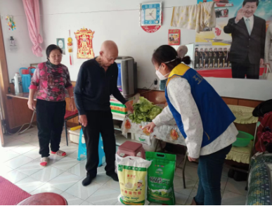 用微光点亮城市的暖 ——呼和浩特市玉泉区四里营东吉泰南小区青年志愿者抗疫事迹