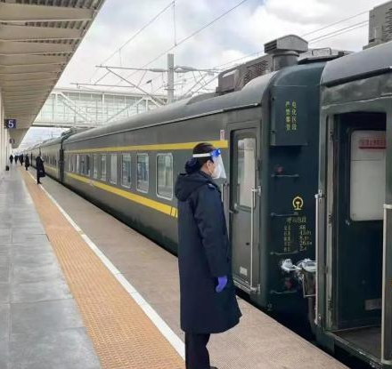 草原铁路将根据客流变化逐步恢复客车开行