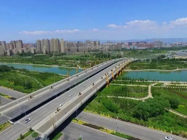 呼和浩特市今年已引进亿元以上项目335个