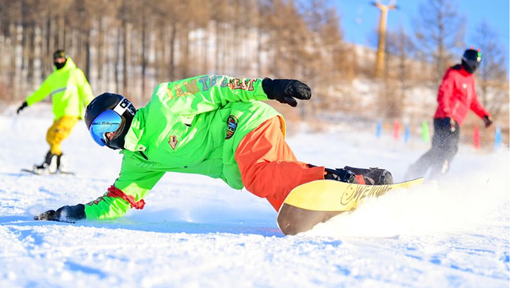 第十七届阿尔山冰雪节开幕