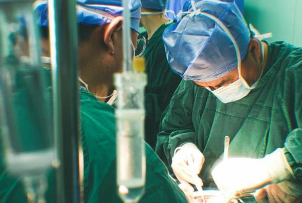 北京大学肿瘤医院首批16位专家常驻内蒙古