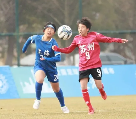 2010年龄段女足精英球员训练营在苏州开营