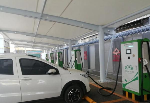 内蒙古今年将新建8000个充电桩