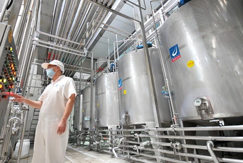 “数智”先行，科技创新赋能奶业产业链