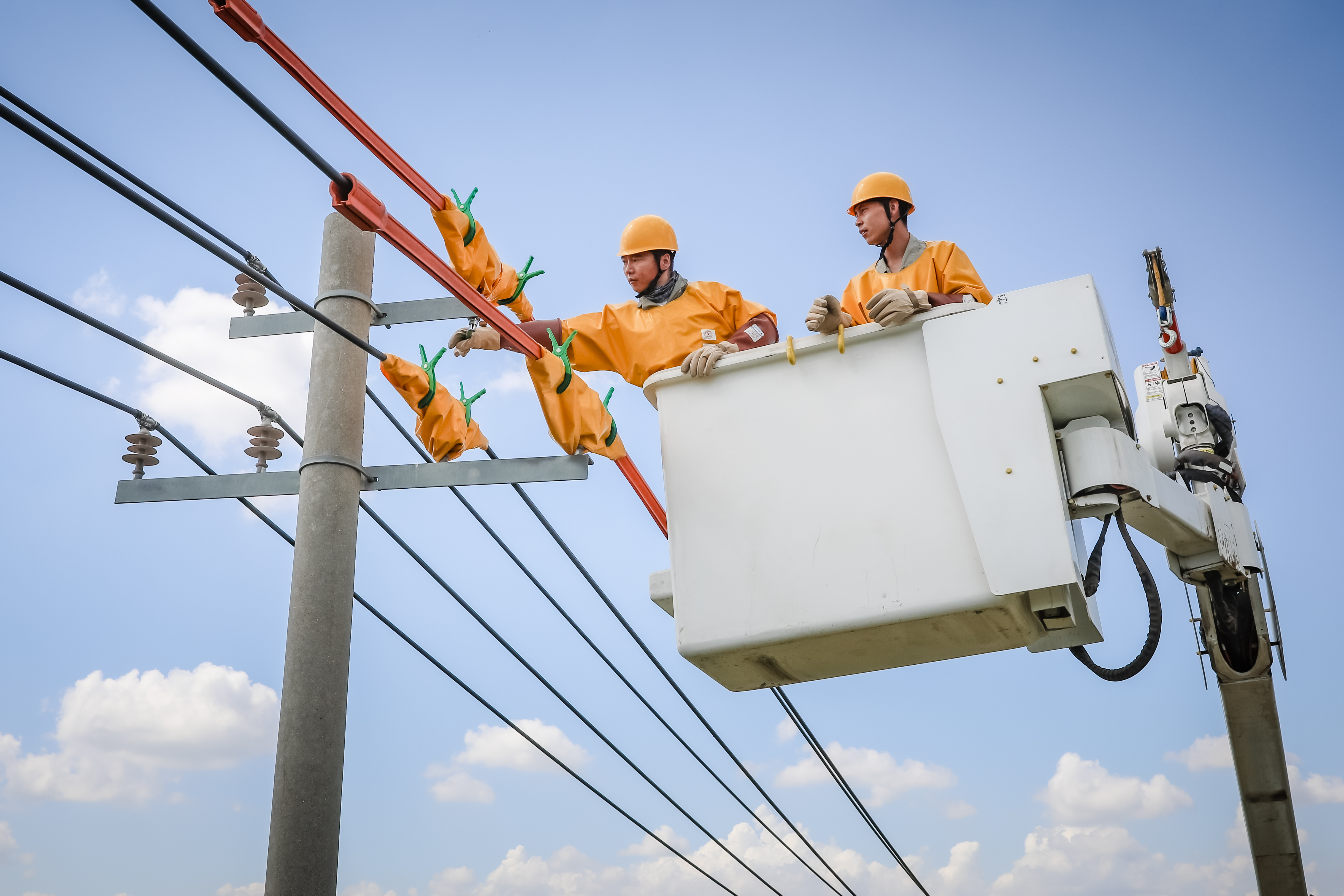 锡林郭勒供电公司“四个聚焦”  不断提升用电可靠性   