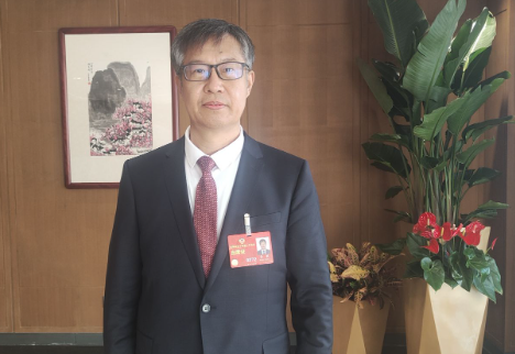 金桩委员：推动内蒙古煤制油气产业高质量发展