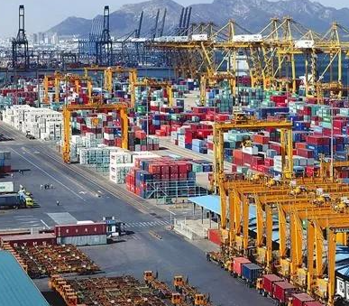 上半年我国外贸进出口规模取得新突破