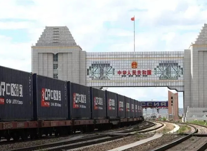 满洲里口岸数据刷出对外开放新高度