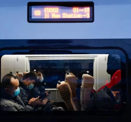 高铁“牵手”地铁 打通旅客出行“最后一公里”