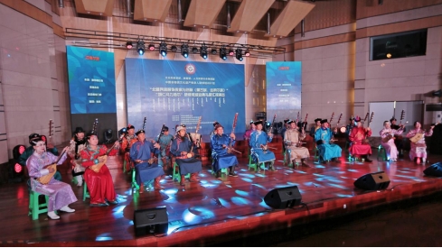 内蒙古师范大学2024中国非遗传承人研修班举行结业仪式典礼暨汇报演出  