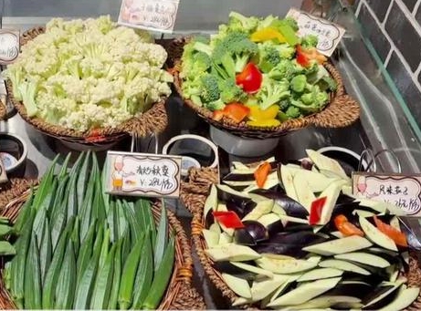 呼和浩特市开展国庆节前餐饮行业专项检查